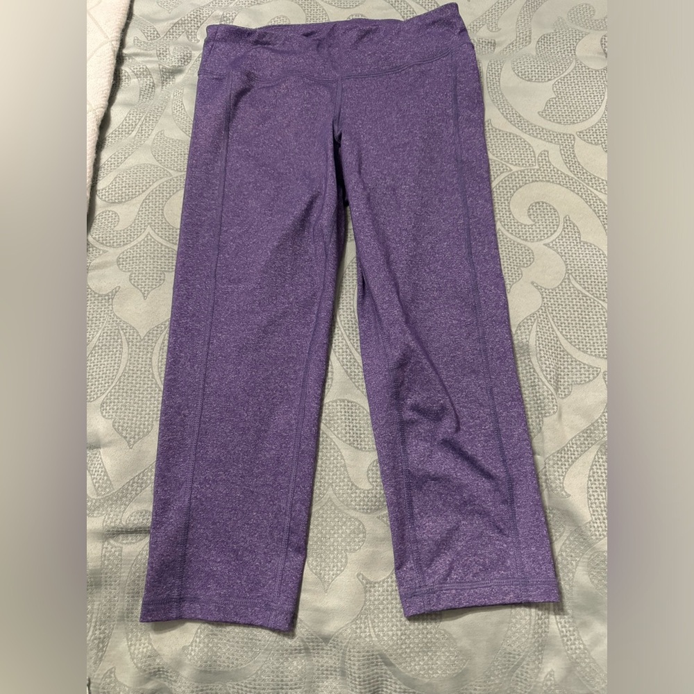 Purple active by Old Navy Capri Pants Small